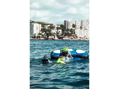 130-1-230322003_action2 image