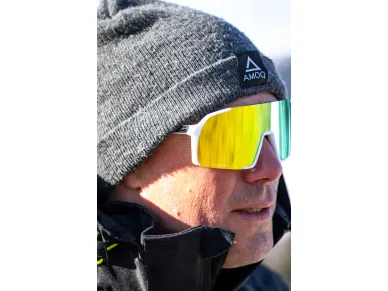 645-NO3-SHADES-4p kuva