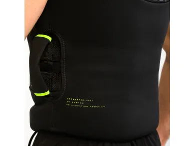 130-3-244923013_handle kuva