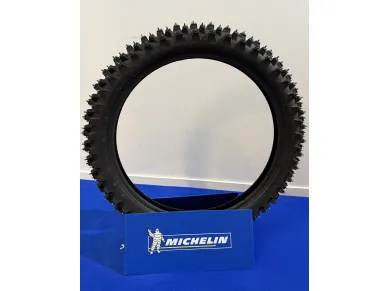 Michelin Starcross 6 MS front studded-side shot image