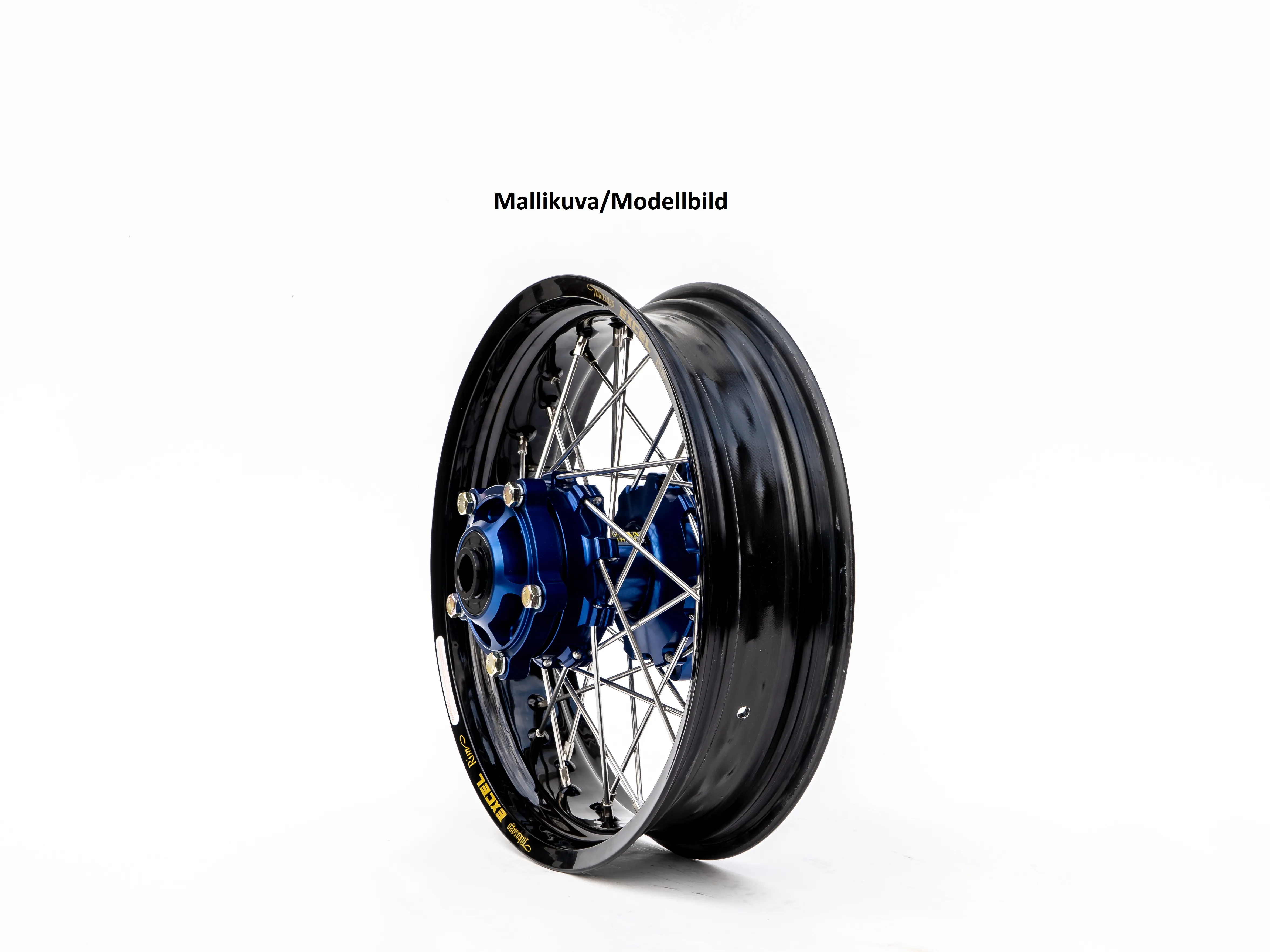 adventure_wheel_suzuki_vstrom_set_rear kuva